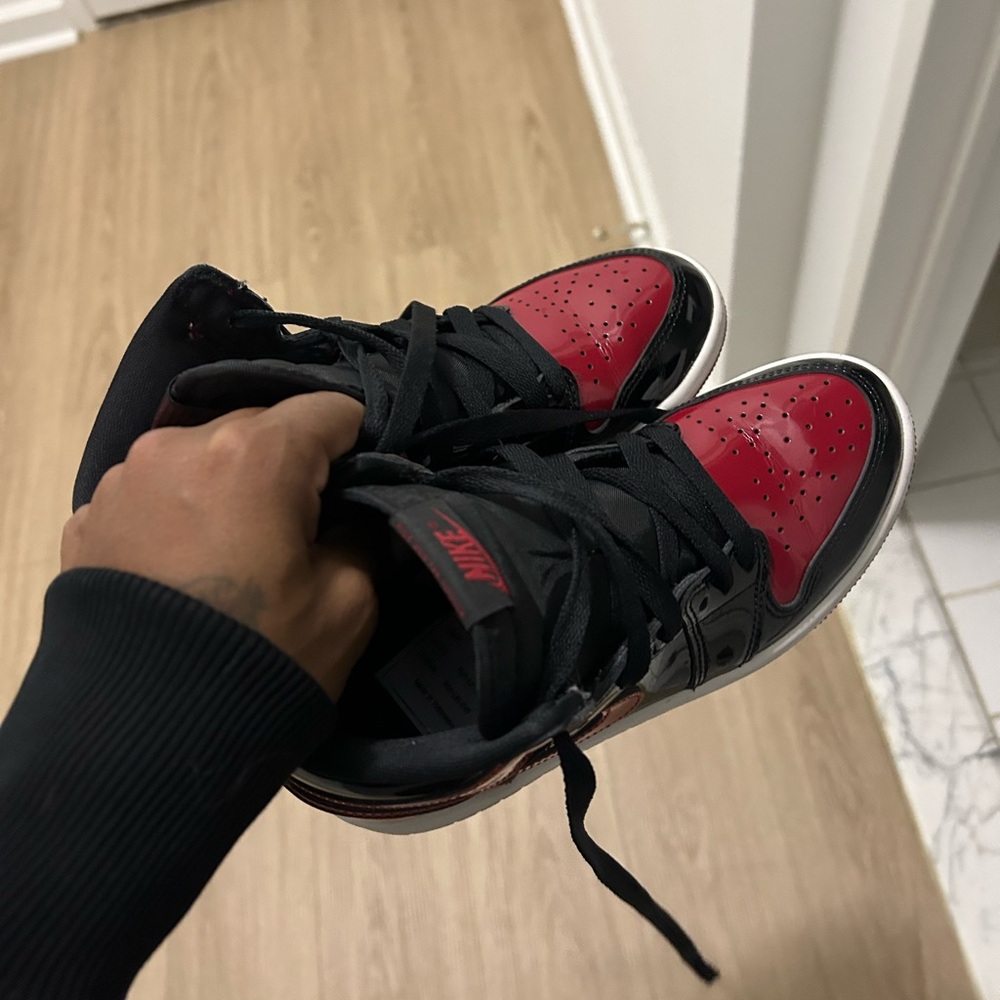Nike kids Black and Red High-Top Sneakers